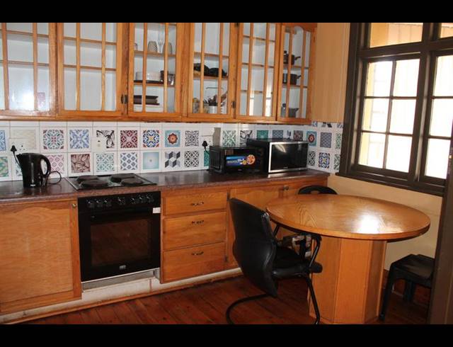 4 BEDROOM HOUSE FOR SALE IN KENSINGTON
